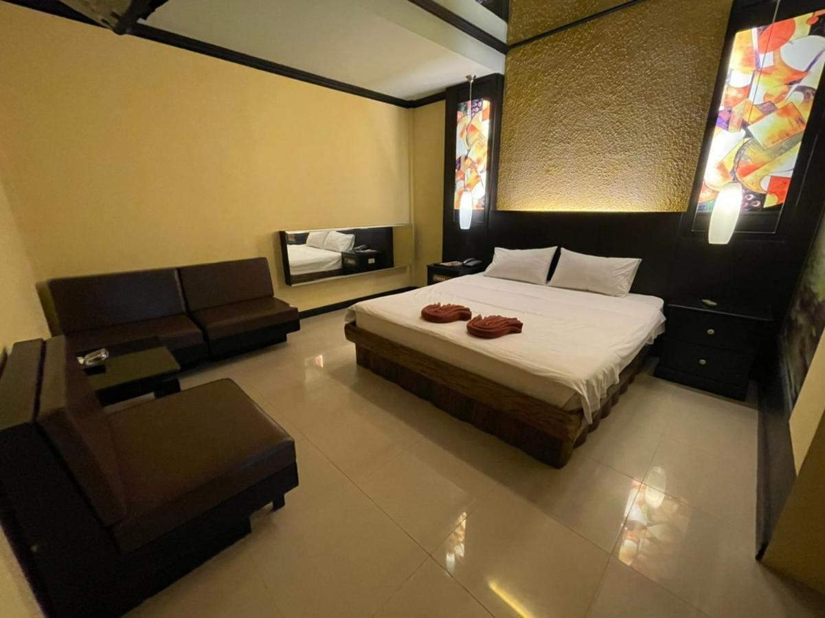 Baankaew Resort Pattaya Exterior photo